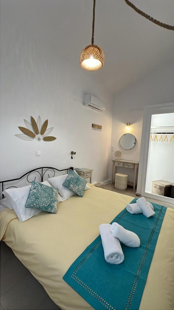 Taxiarchis Aparthotel Sými